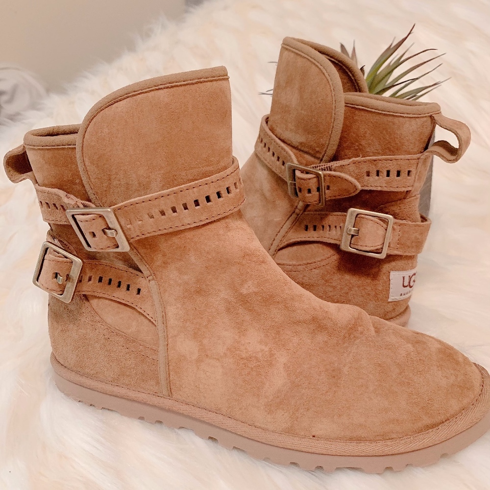 UGG boots. Very good condition.
